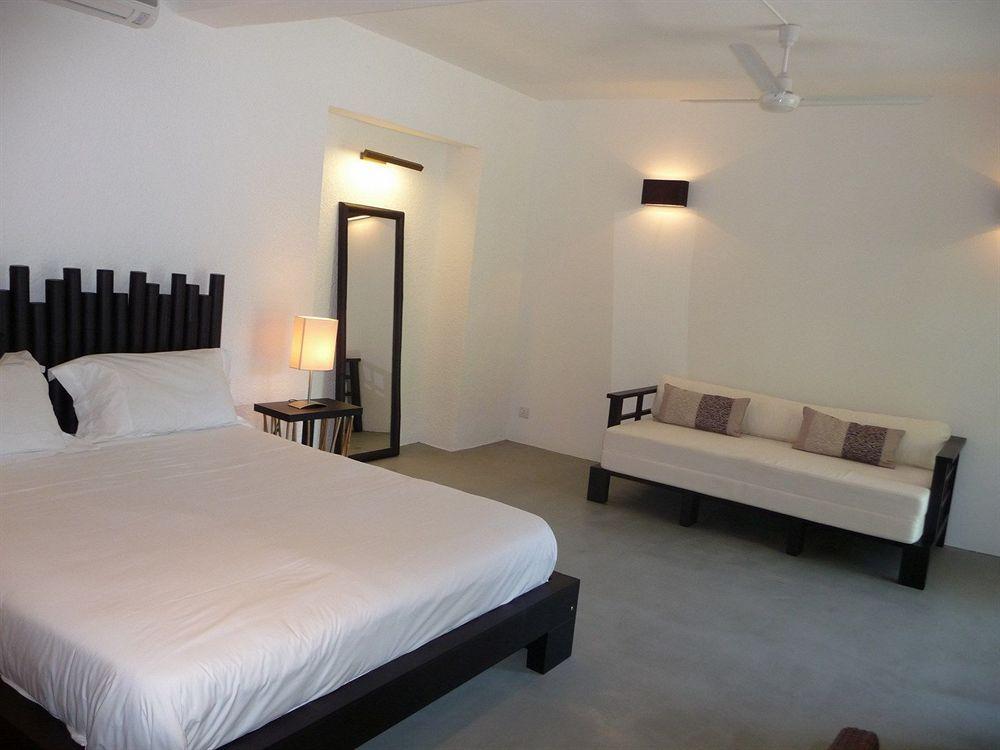 גראנדה באיה Esprit Libre Restaurant & Guest House מראה חיצוני תמונה