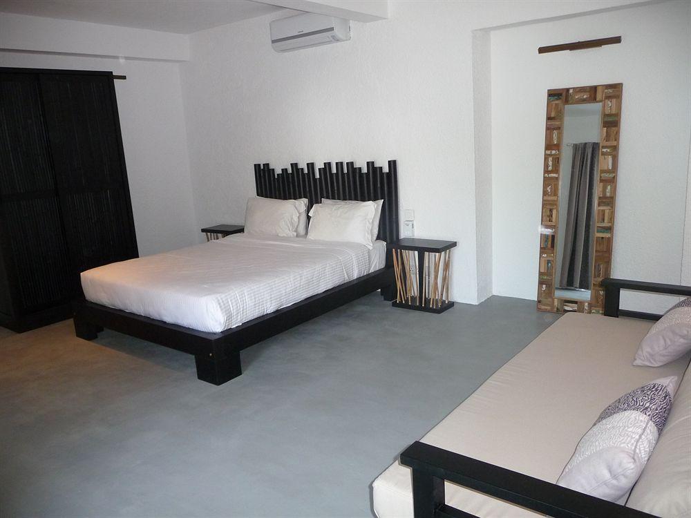 גראנדה באיה Esprit Libre Restaurant & Guest House מראה חיצוני תמונה