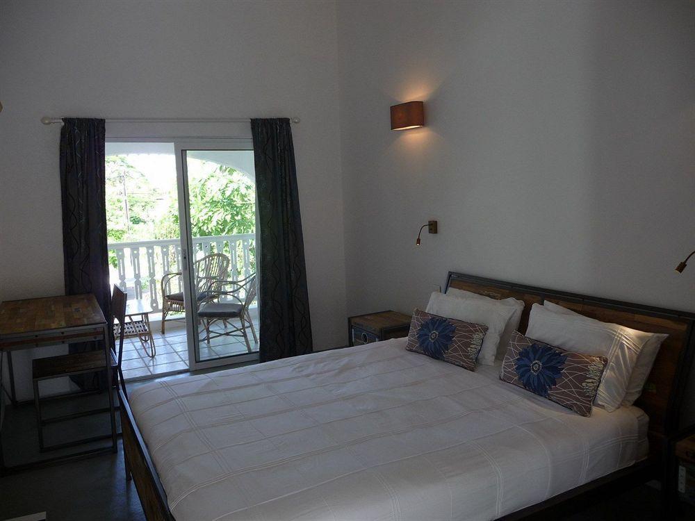 גראנדה באיה Esprit Libre Restaurant & Guest House מראה חיצוני תמונה