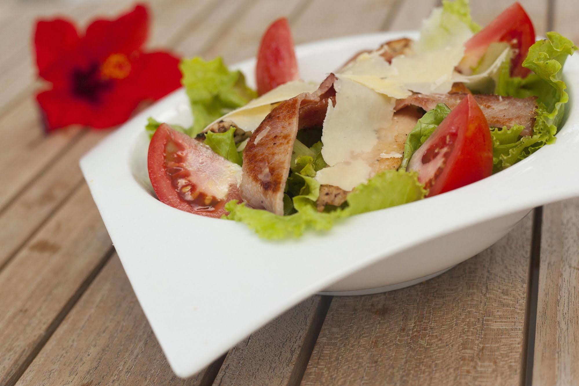 גראנדה באיה Esprit Libre Restaurant & Guest House מראה חיצוני תמונה