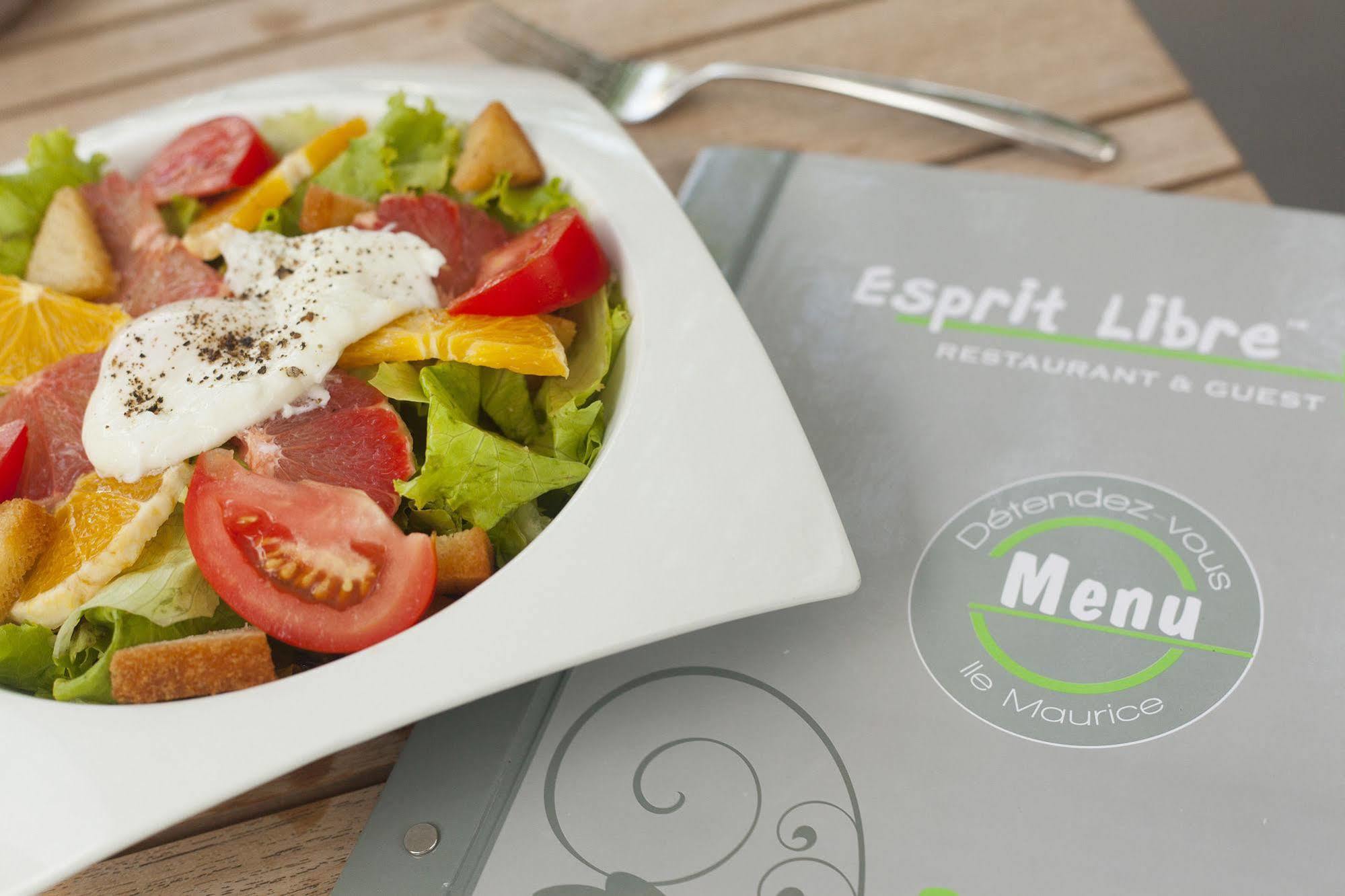 גראנדה באיה Esprit Libre Restaurant & Guest House מראה חיצוני תמונה